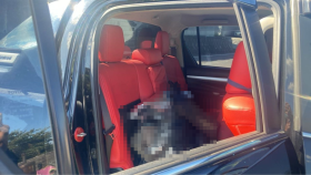 内装後方シート