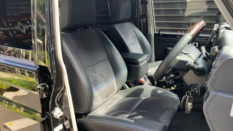 内装前方シート