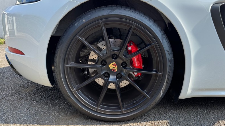 タイヤホイール後