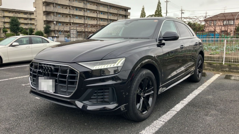アウディ Ｑ８の売買実績画像
