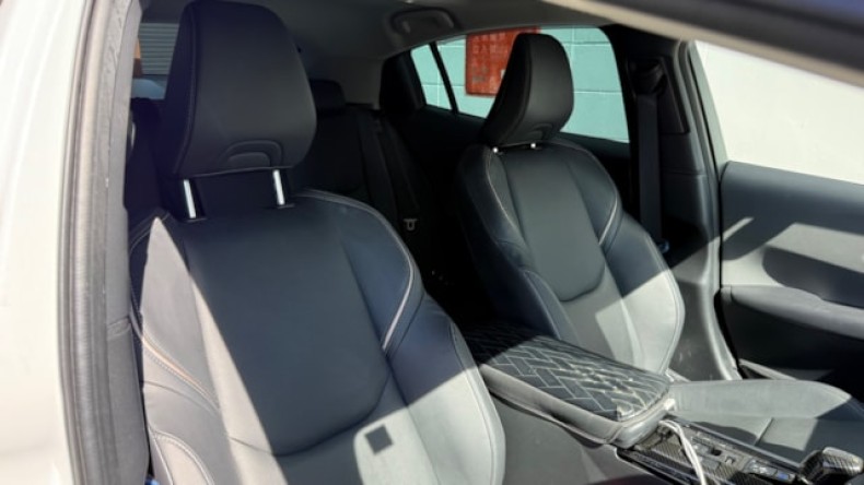 内装前方シート