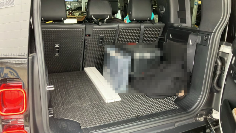 内装トランク