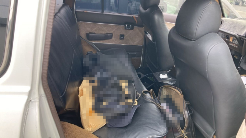 内装後方シート