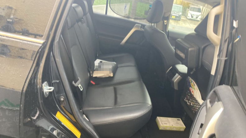 内装後方シート