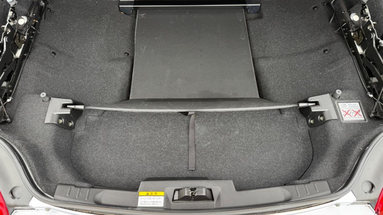 内装トランク