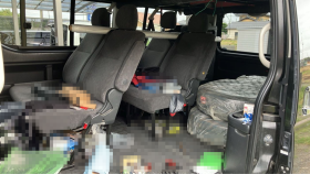 内装後方シート