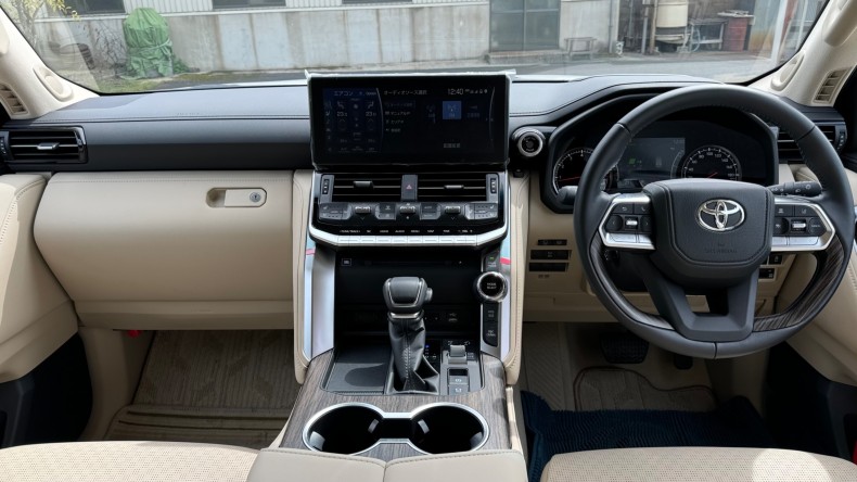 内装インパネ全体