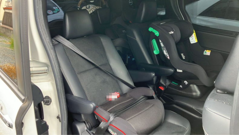 内装後方シート