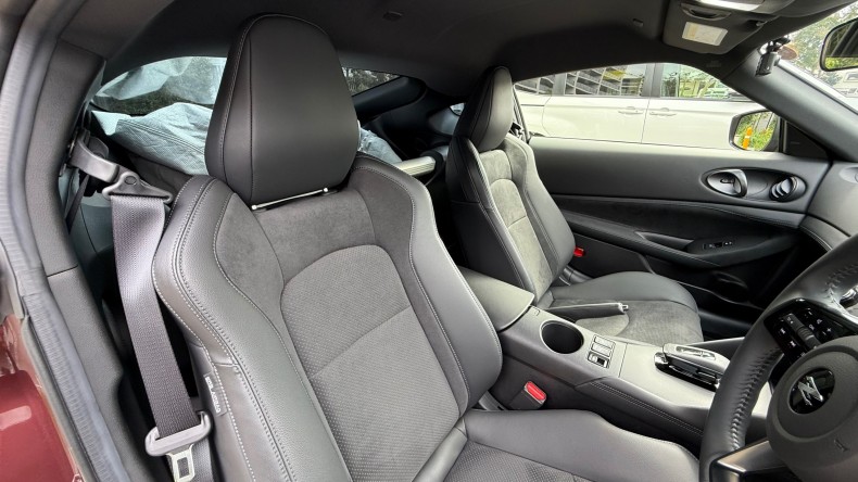 内装前方シート