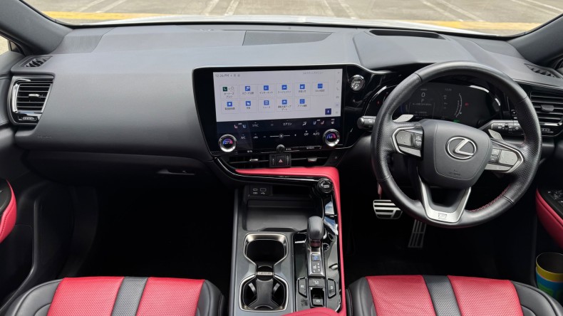 内装インパネ全体