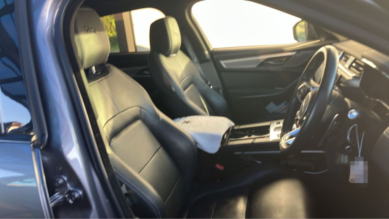 内装前方シート