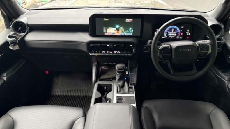 内装インパネ全体