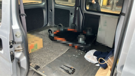 内装後方シート