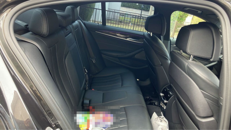 内装後方シート