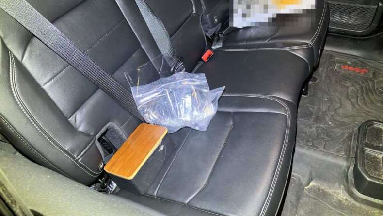 内装後方シート