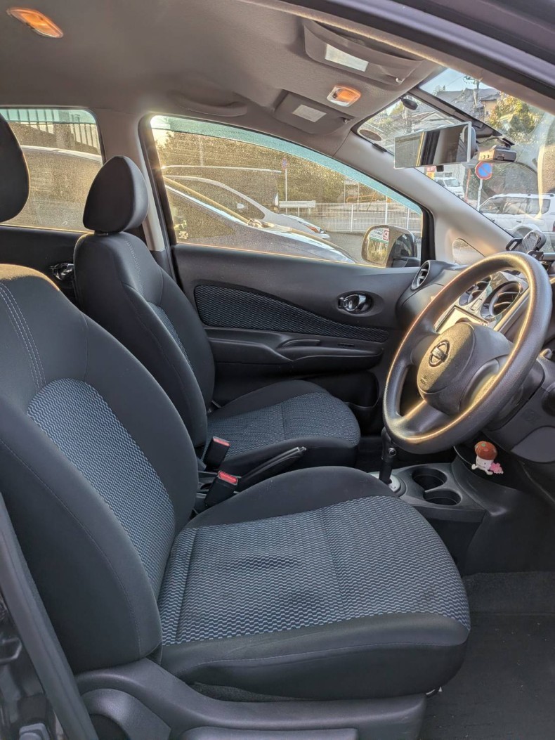 内装前方シート