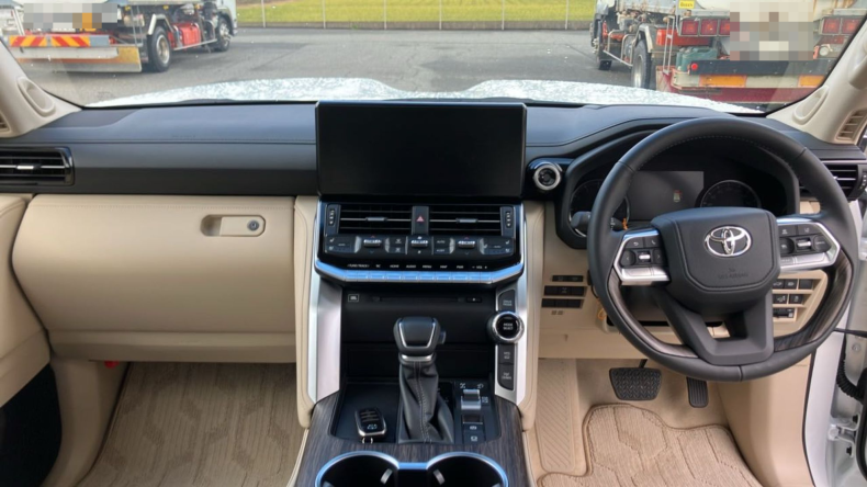 内装インパネ全体