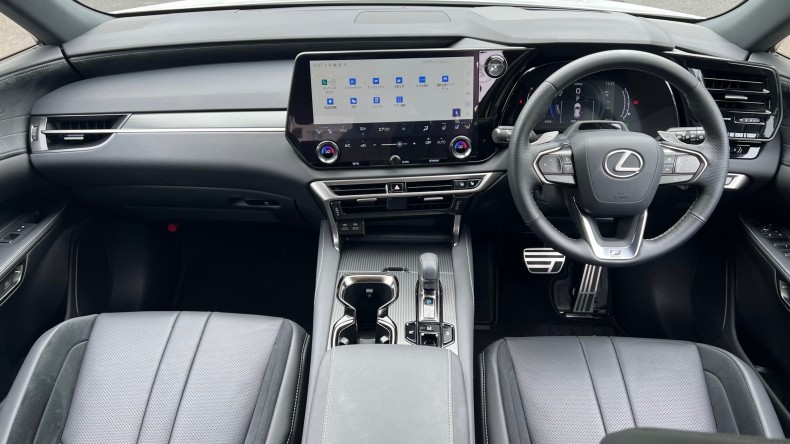 内装インパネ全体