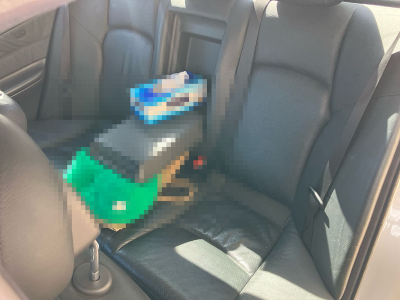 内装後方シート