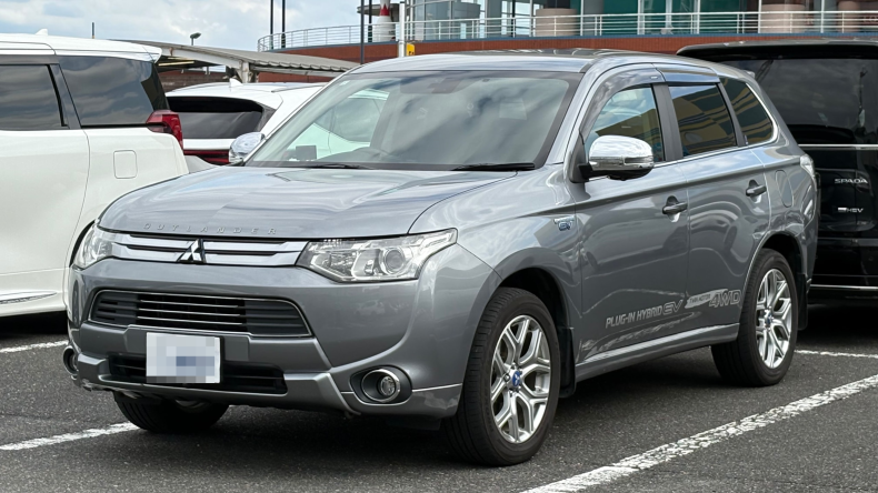 三菱 アウトランダーＰＨＥＶの売買実績画像