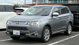 三菱/アウトランダーＰＨＥＶ-310267