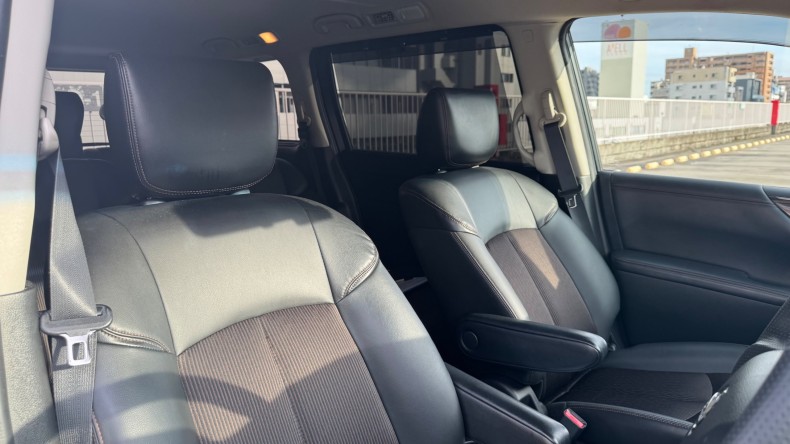 内装前方シート