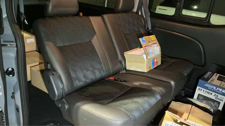 内装後方シート