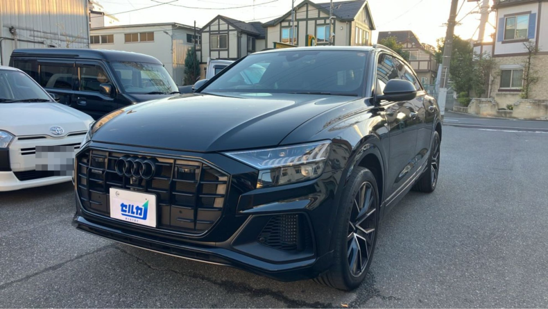 アウディ Ｑ８の売買実績画像