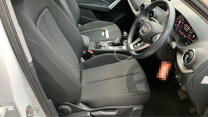 内装前方シート