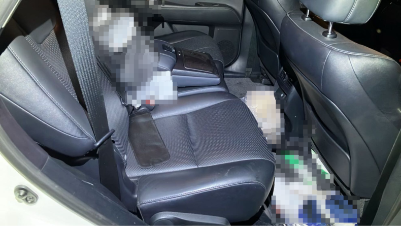 内装後方シート