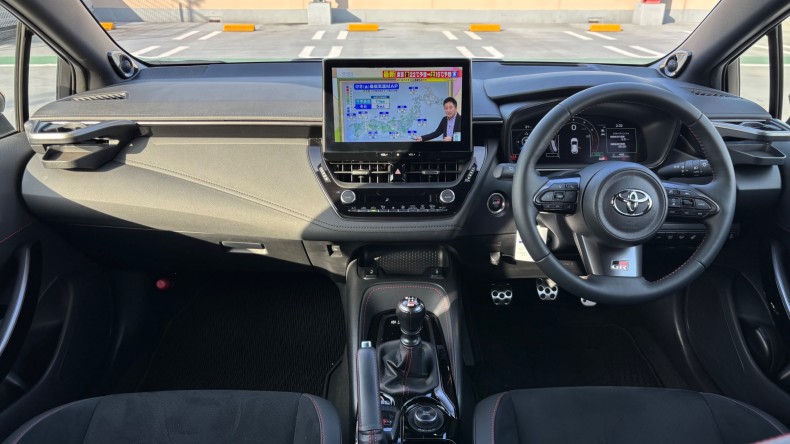 内装インパネ全体