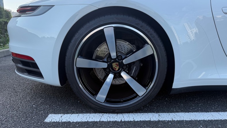 タイヤホイール後