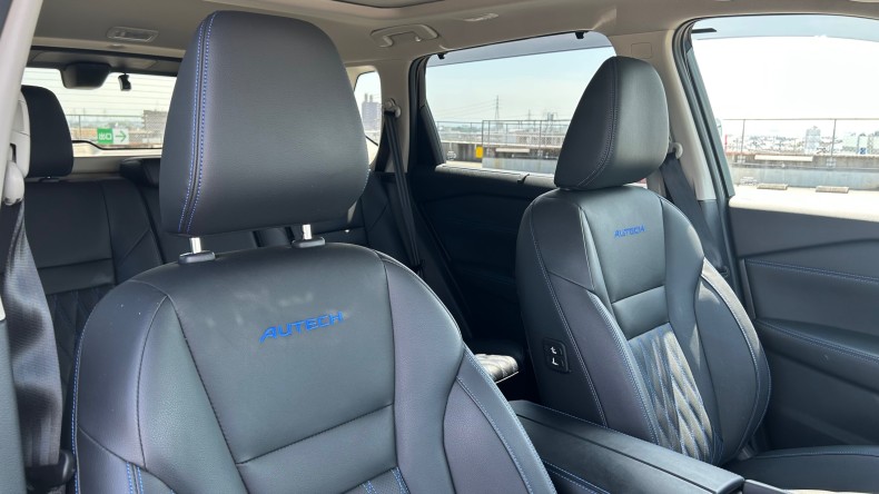 内装前方シート