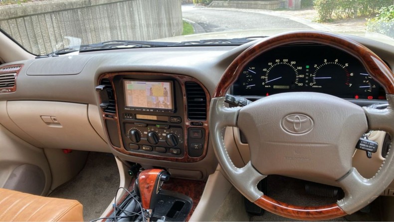 内装インパネ全体