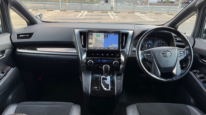 内装インパネ全体