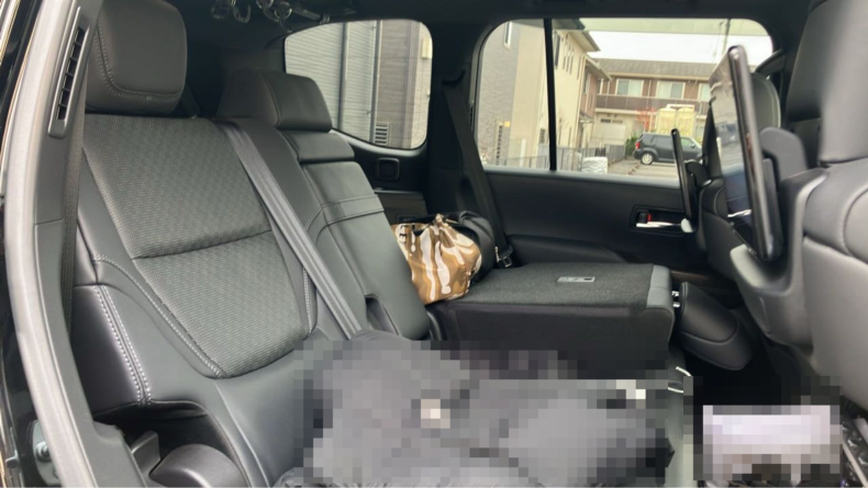 内装後方シート