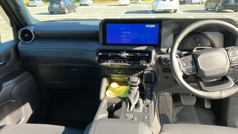 内装インパネ全体