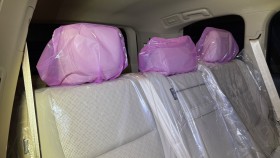 内装後方シート