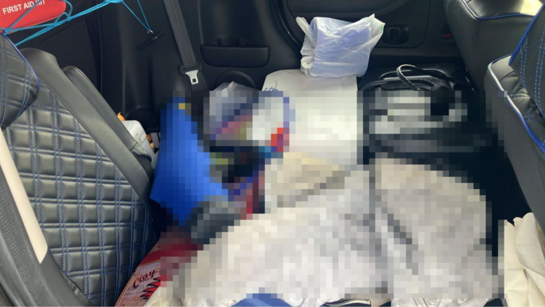 内装後方シート