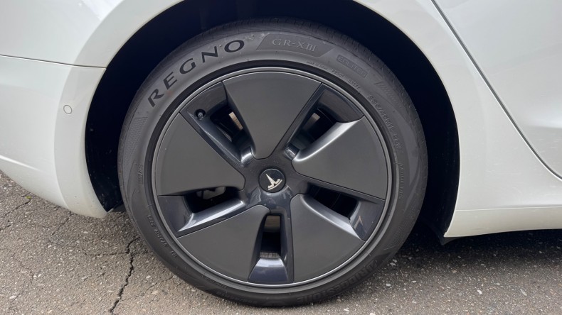 タイヤホイール後