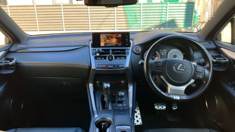 内装インパネ全体