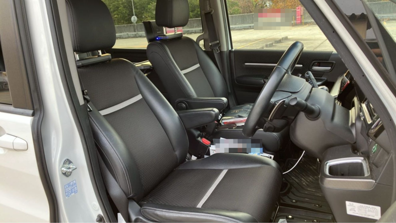 内装前方シート