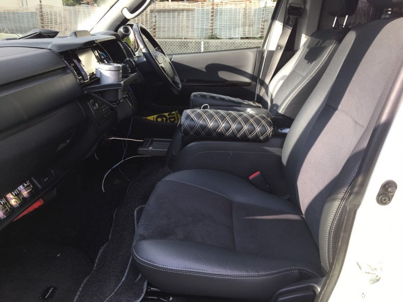 内装前方シート