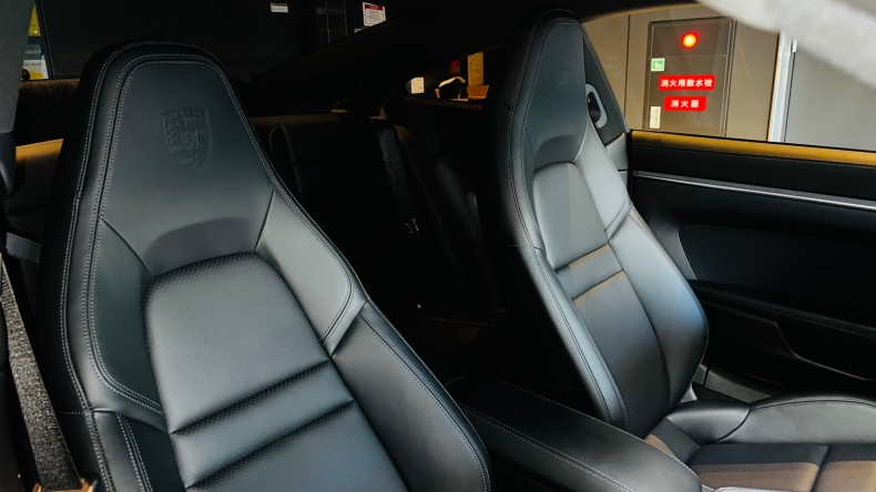 内装前方シート