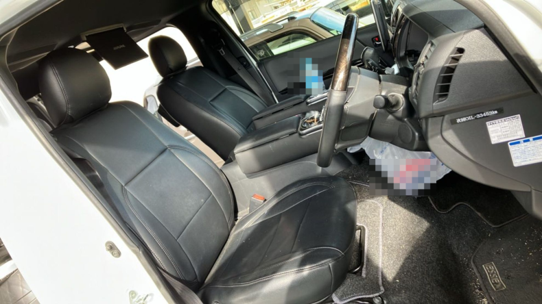 内装前方シート