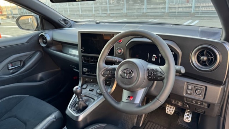 内装インパネ全体