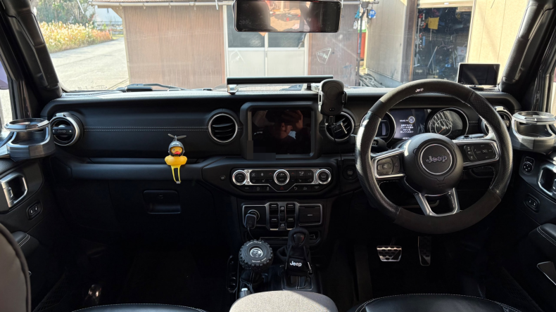 内装インパネ全体