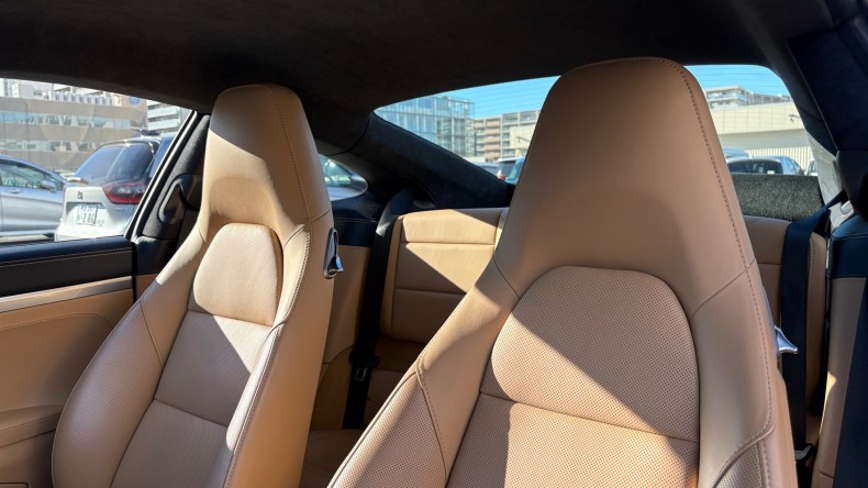 内装前方シート