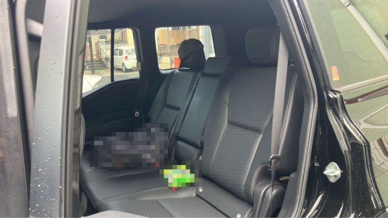 内装後方シート