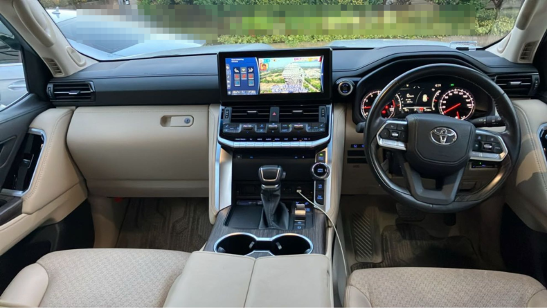 内装インパネ全体